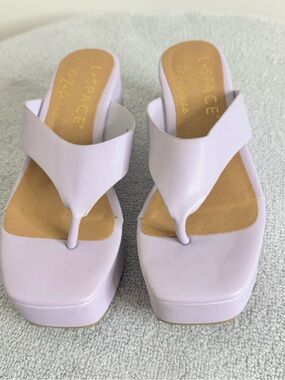 Alia Lilac Platform Thong Sandals